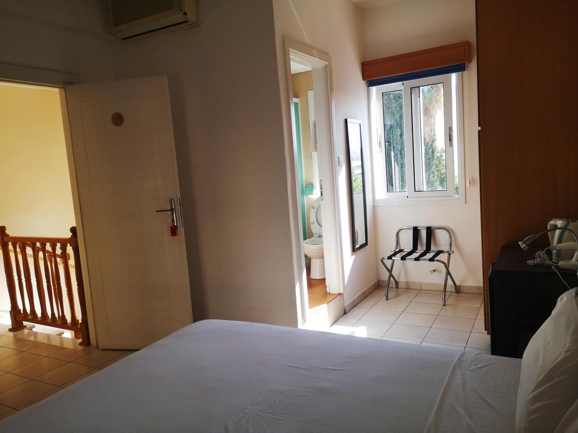 St Elena Boutique Residence Ларнака Экстерьер фото