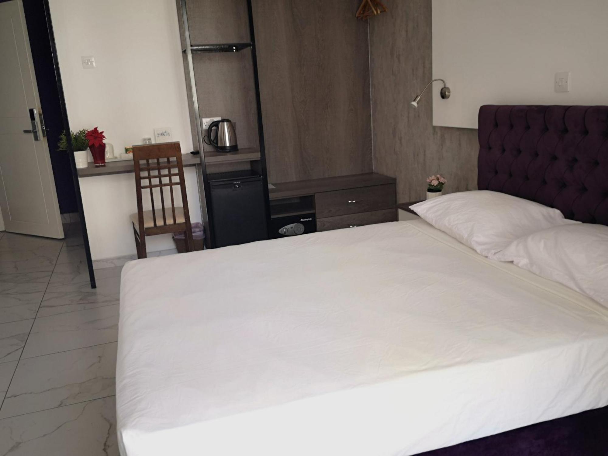 St Elena Boutique Residence Ларнака Экстерьер фото